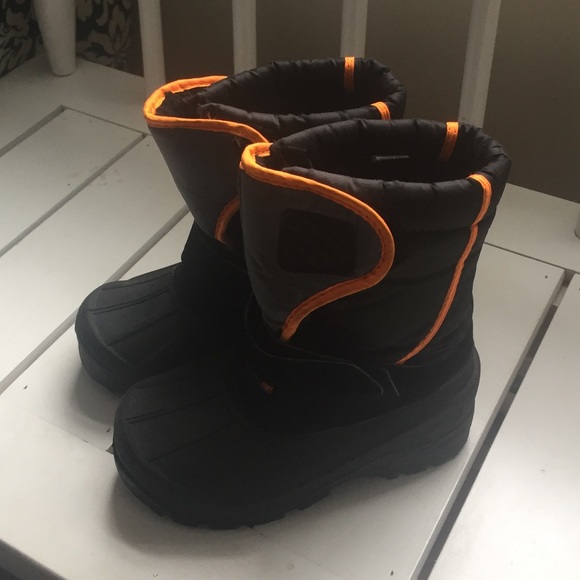 Other - Boys Snow Boots Size 12